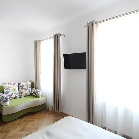 סיביו Central Parc Studios מראה חיצוני תמונה