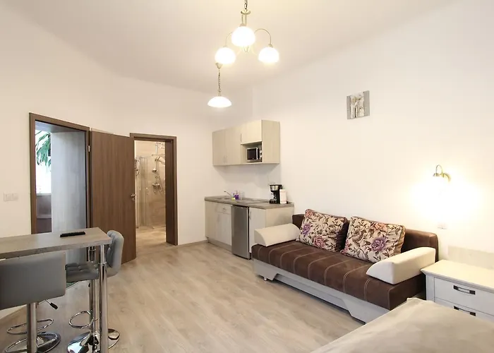 Central Parc Studios